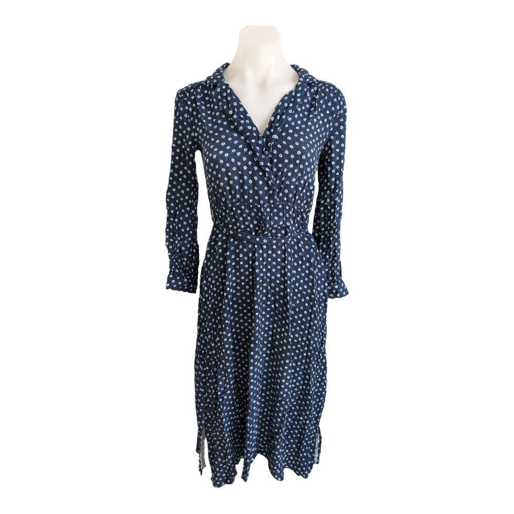 Elegant Blue and White Midi Dress